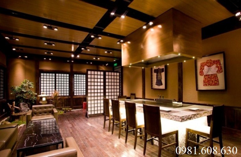 Mẫu thiết kế nội thất nhà hàng bằng gỗ óc chó theo phong cách Nhật Bản phòng riêng
